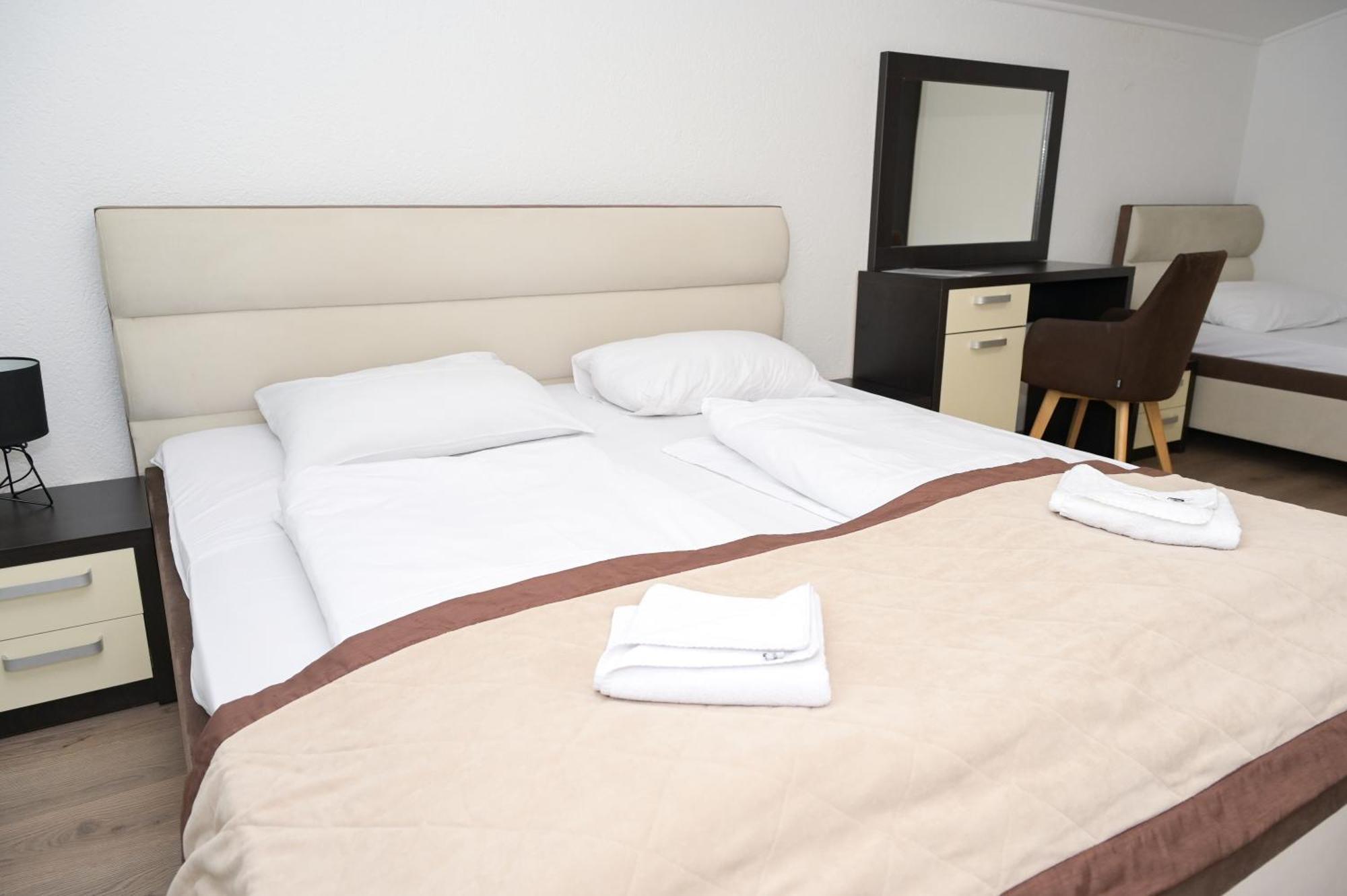 Motel Plaza Jajce Exterior photo
