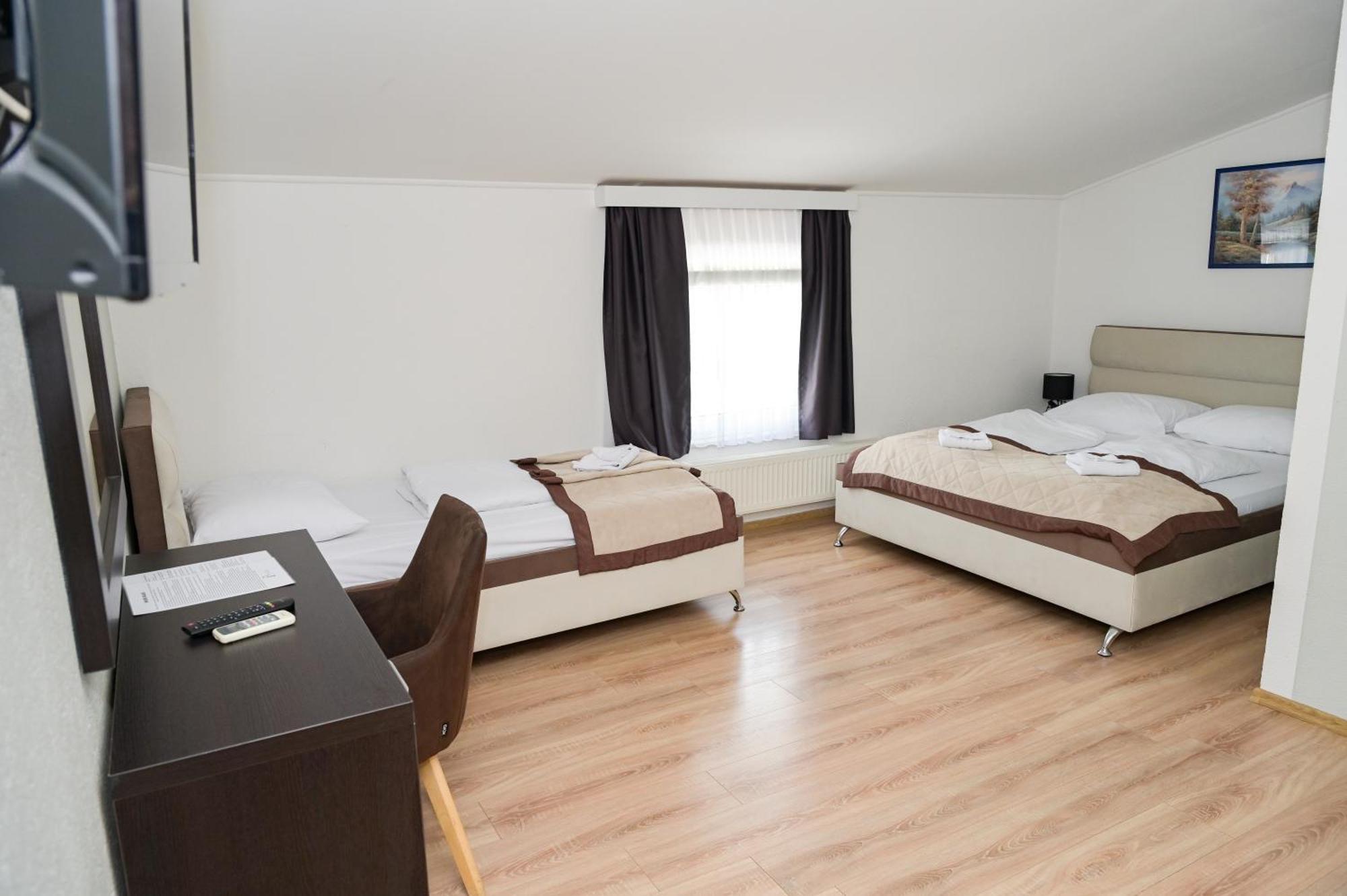 Motel Plaza Jajce Exterior photo