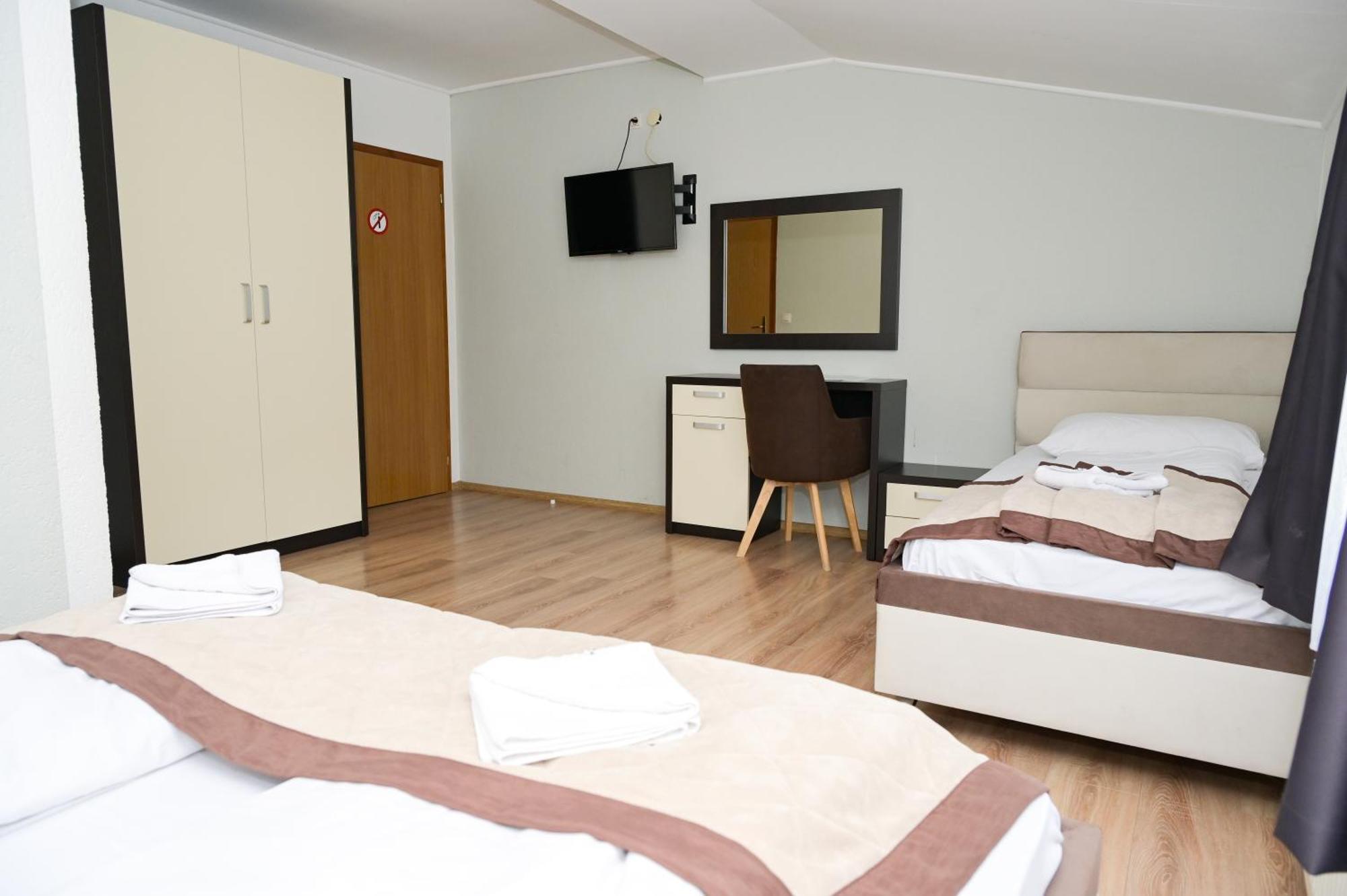 Motel Plaza Jajce Exterior photo